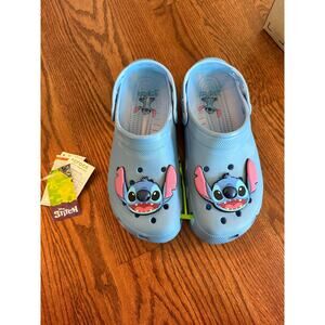 Crocs Disney Stitch Classic Clogs